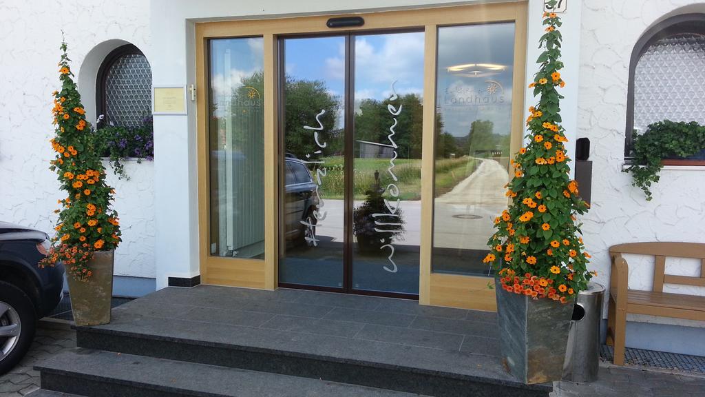 Erkheimer Landhaus ภายนอก รูปภาพ